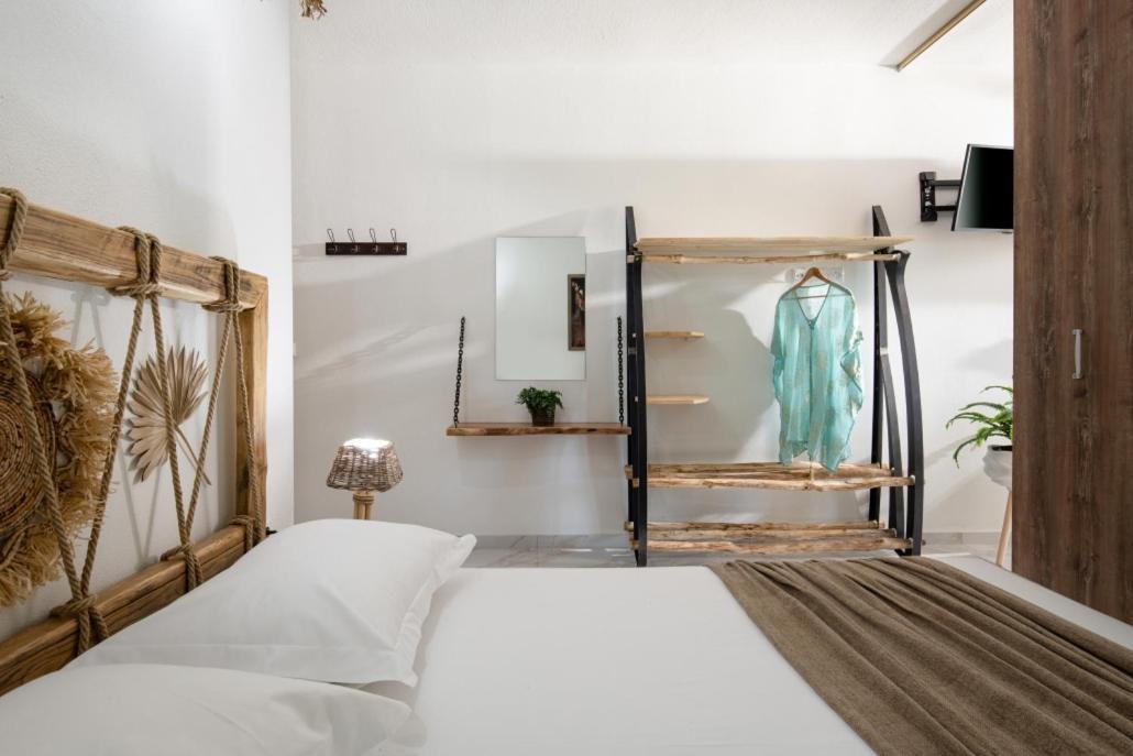 Simon King Apartment Vourvourou Bagian luar foto