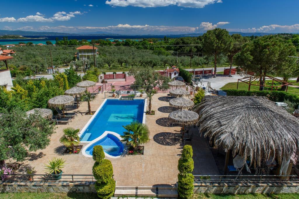 Simon King Apartment Vourvourou Bagian luar foto