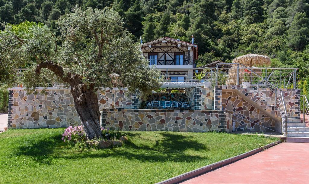 Simon King Apartment Vourvourou Bagian luar foto