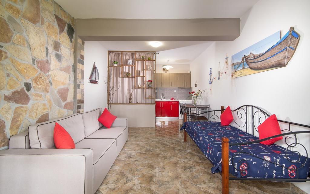 Simon King Apartment Vourvourou Bagian luar foto